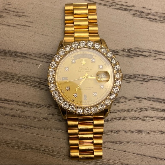 ROLEX DAY-DATE Presidential 36MM GOLD 18k Yellow Gold Round Diamond & Baguette - Picture 5 of 8
